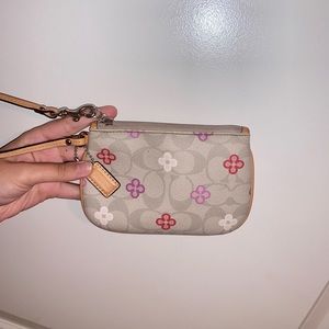 COACH single zip wristlet